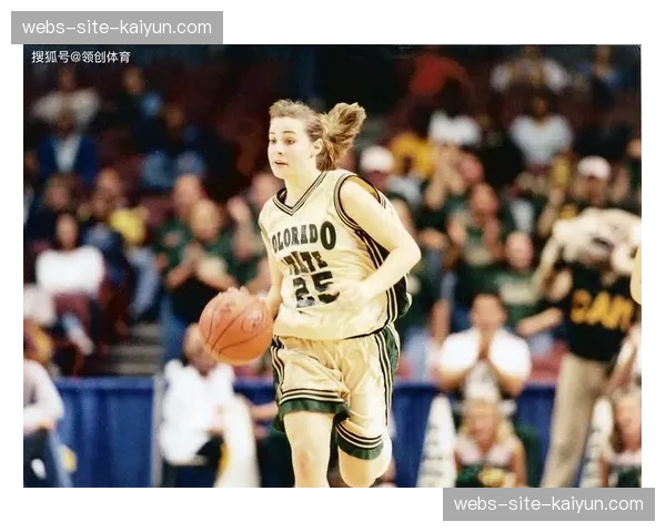 拉斯维加斯王牌宣布与主教练贝基-哈蒙完成长期续约